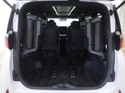 صورة مصغرة 31 لـ 2023 Toyota ALPHARD