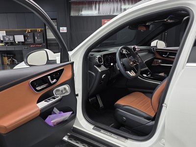 MERCEDES-BENZ GLC - 10