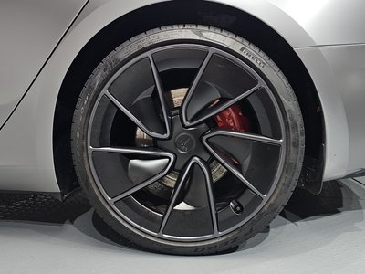 صورة 9 لـ 2024 Tesla MODEL 3