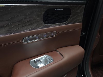 2022 Genesis G90 (RS4) thumbnail 16