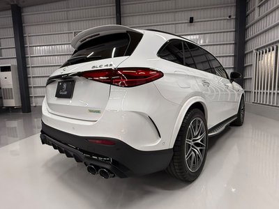 MERCEDES-BENZ GLC AMG - 6