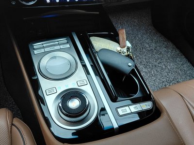 2022 Genesis G80 (RG3) thumbnail 12