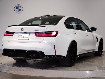 صورة 10 لـ 2024 BMW M3 SEDAN