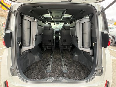 صورة مصغرة 50 لـ 2023 Toyota VELLFIRE