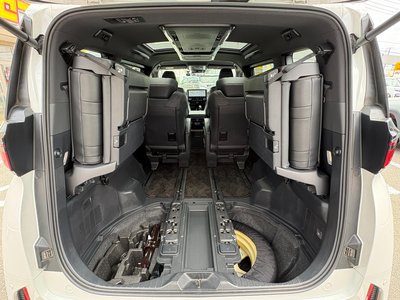 صورة مصغرة 51 لـ 2023 Toyota VELLFIRE