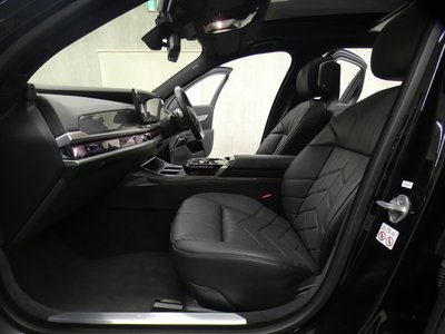 BMW 7 SERIES - 8