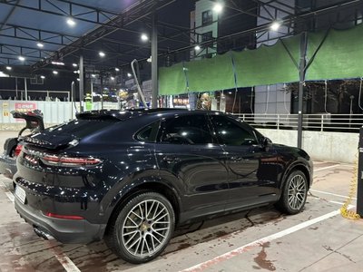 PORSCHE CAYENNE - 1