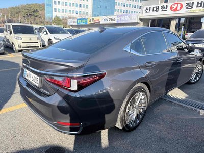LEXUS ES - 6