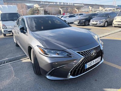 LEXUS ES - 1