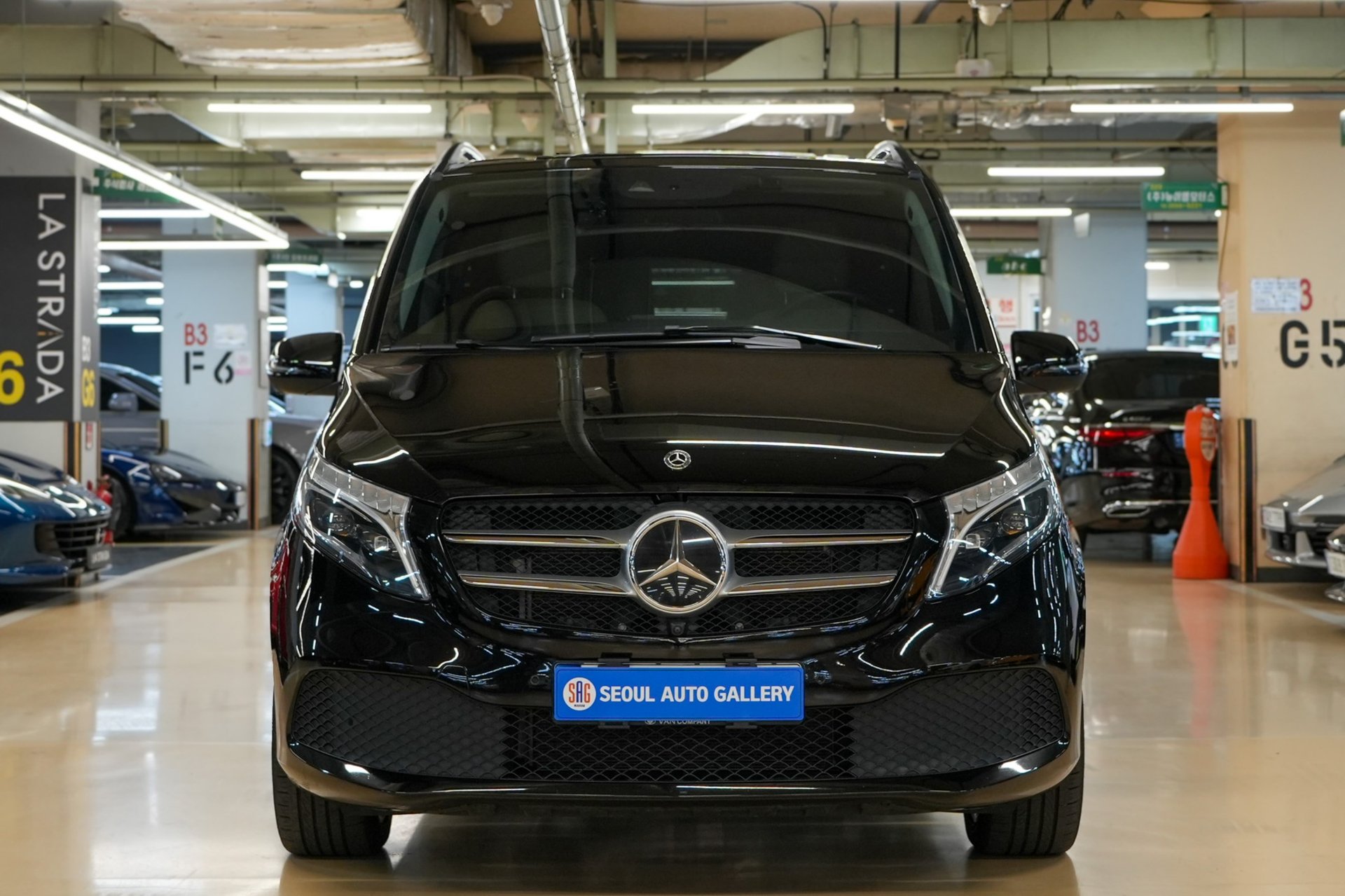 MERCEDES-BENZ V-CLASS - View 1