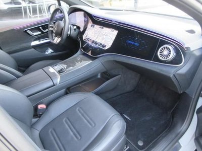 MERCEDES-BENZ EQE - 5