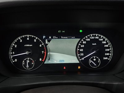 صورة 8 لـ 2021 Genesis G90