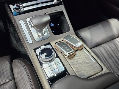 صورة 9 لـ 2021 Genesis G90