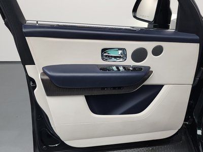2020 ROLLS-ROYCE CULLINAN — миниатюра 15
