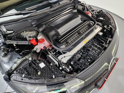 MERCEDES-BENZ EQE - 7