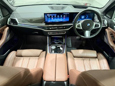 صورة مصغرة 36 لـ 2025 BMW X5
