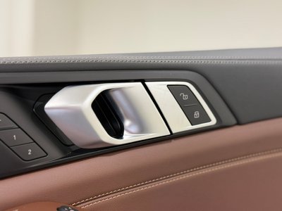 صورة مصغرة 10 لـ 2025 BMW X5