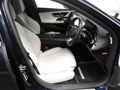 MERCEDES-BENZ E-CLASS - 8