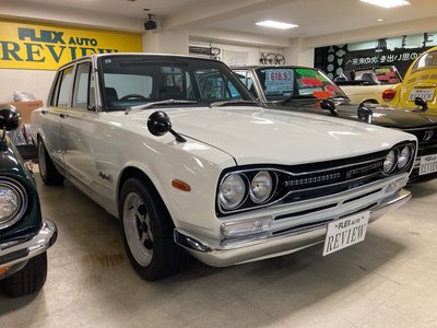 NISSAN SKYLINE