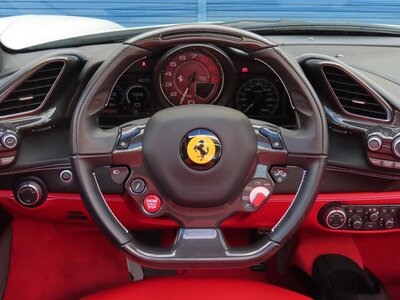 2016 FERRARI 488 SPIDER 照片 4