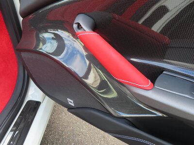 2016 Ferrari 488 SPIDER 缩略图 68