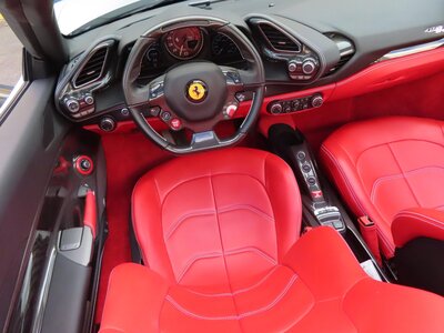 2016 Ferrari 488 SPIDER 缩略图 78