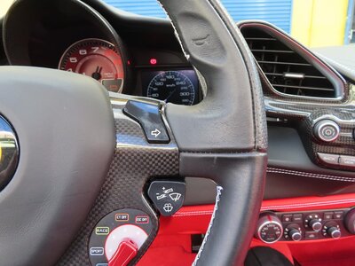 2016 Ferrari 488 SPIDER 缩略图 84