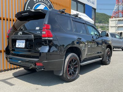 TOYOTA LAND CRUISER PRADO - 9