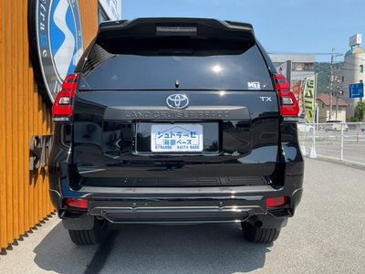 TOYOTA LAND CRUISER PRADO - 10