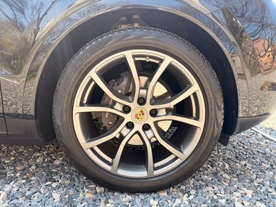 PORSCHE CAYENNE - 6