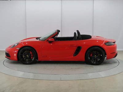 2018 Porsche 718 photo 8