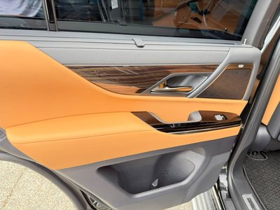 صورة مصغرة 51 لـ 2025 Lexus LX