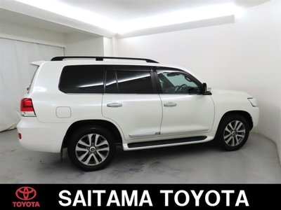 TOYOTA LAND CRUISER 200 - 10