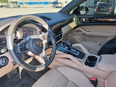 2022 Porsche CAYENNE 缩略图 16