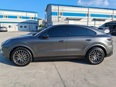 2022 Porsche CAYENNE 照片 4