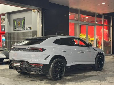 LAMBORGHINI URUS - 2