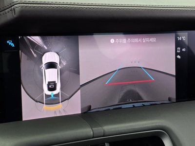 2021 Porsche TAYCAN — миниатюра 22
