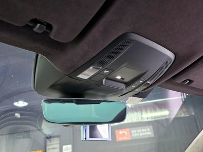 2021 Porsche TAYCAN — миниатюра 34