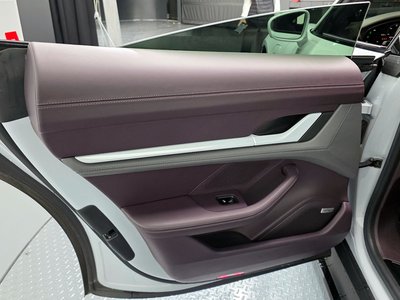 2021 Porsche TAYCAN — миниатюра 15