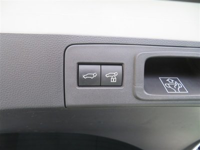 صورة مصغرة 25 لـ 2023 Toyota CROWN SPORT