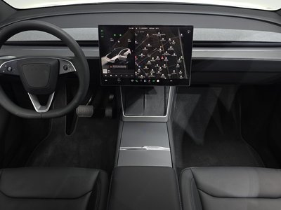 TESLA MODEL Y - 5