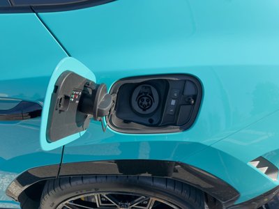 LAMBORGHINI URUS - 7