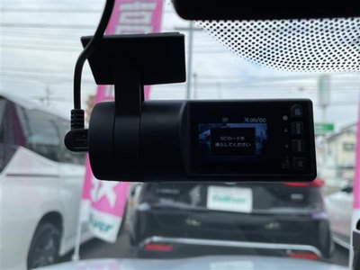 BMW M2 COMPETITION - 5