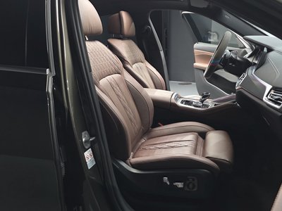 2023 BMW X6 — миниатюра 17