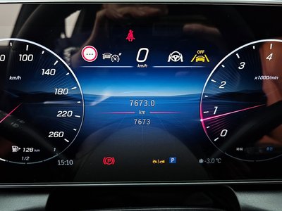 MERCEDES-BENZ GLC - 8