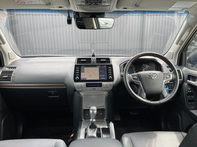 TOYOTA LAND CRUISER PRADO - 6