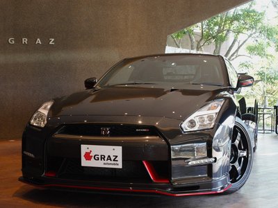 NISSAN GT-R