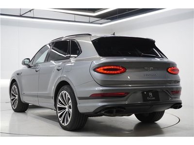 BENTLEY BENTAYGA - 8