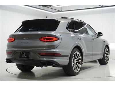 BENTLEY BENTAYGA - 6