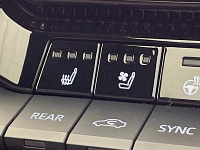 TOYOTA LAND CRUISER - 8